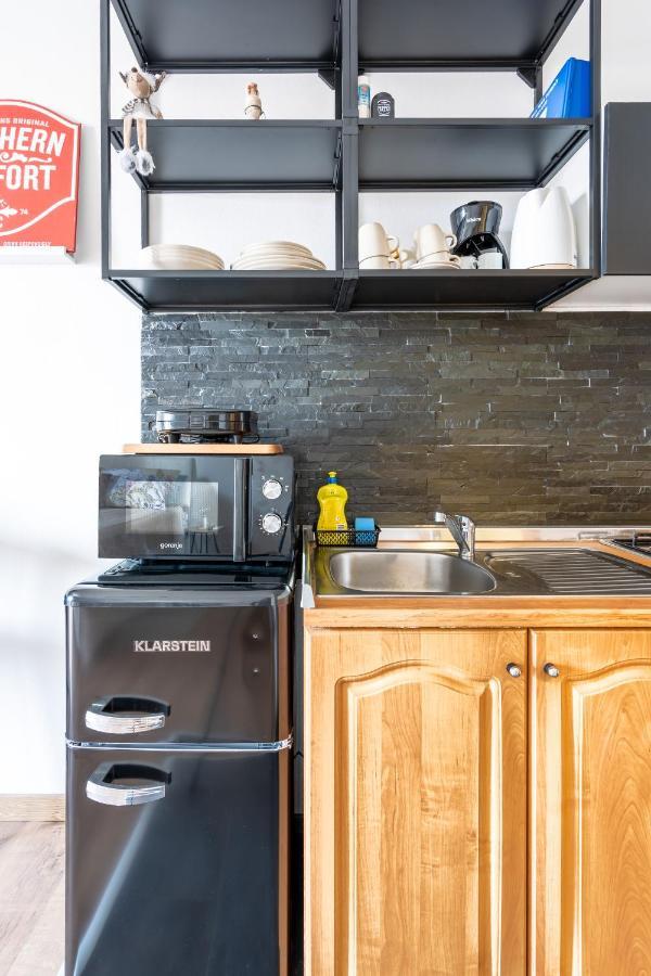 Alto 1 Studio Apartment โรวีน ภายนอก รูปภาพ