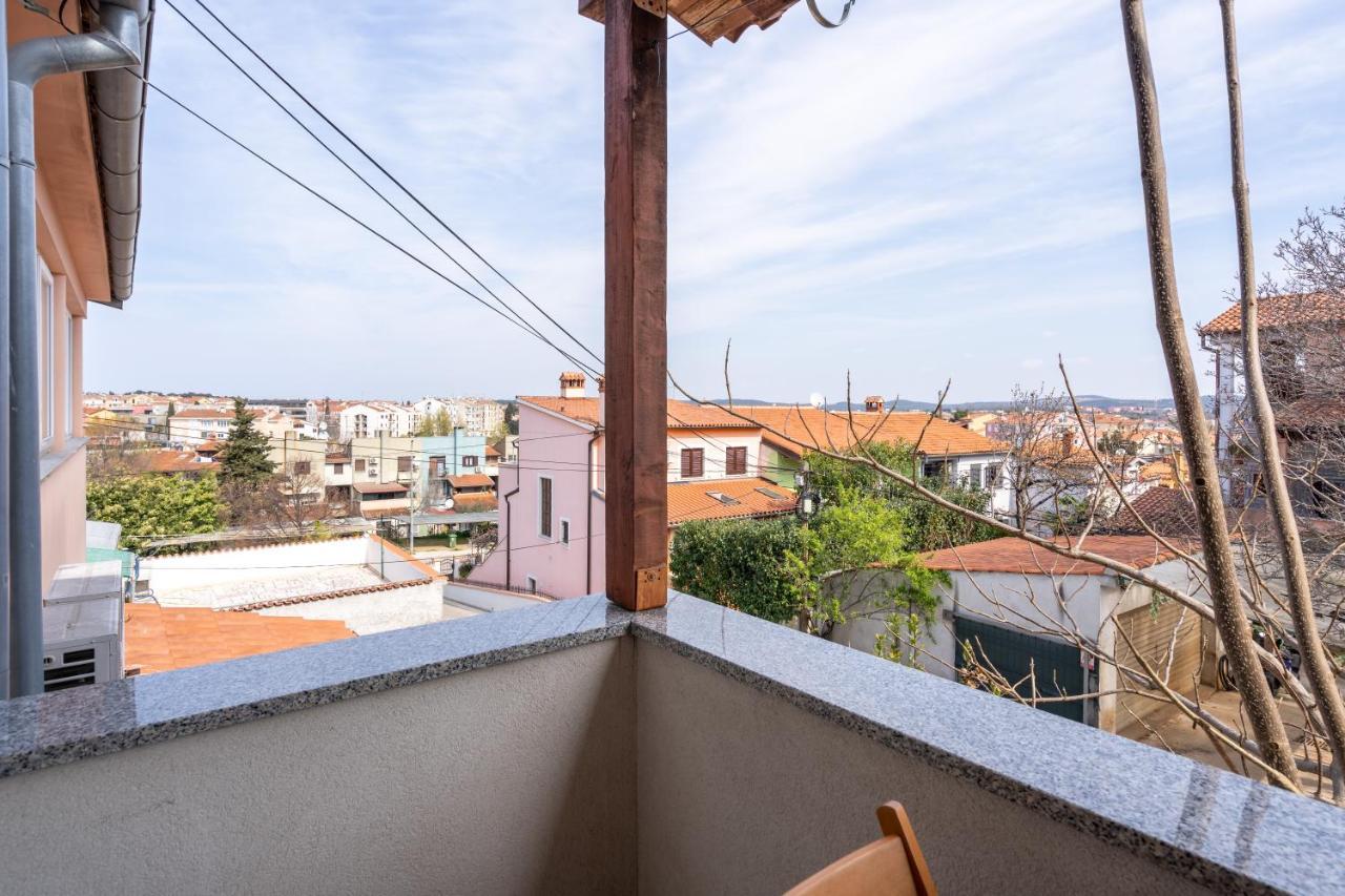 Alto 1 Studio Apartment โรวีน ภายนอก รูปภาพ